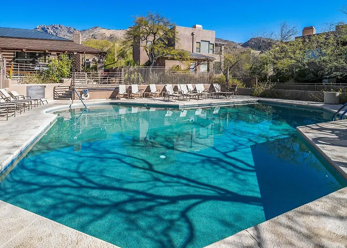 Gorgeous Mountain & Views Pools & Hot Tubs Holiday home Tucson